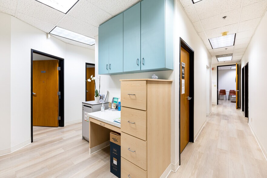 More Photos Of 2031 W Alameda Ave, Burbank Medical For Lease