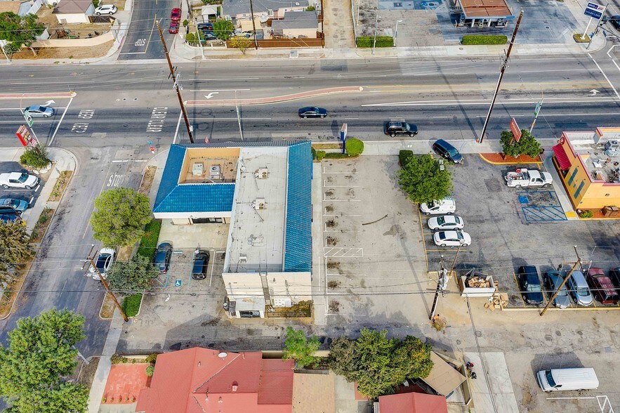 More Photos Of 1730-1740 W Willow St, Long Beach Storefront For Sale