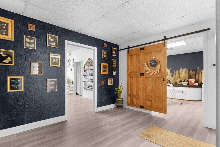 More Photos Of 1104 11th St, Wichita Falls Storefront Retail Office For Sale