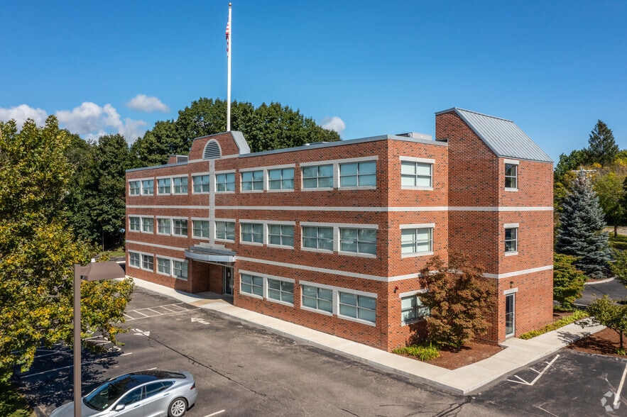 More Photos Of 3 Cherry St, Newburyport Medical For Lease