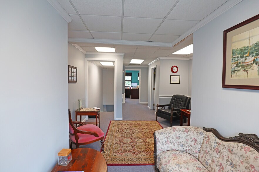 More Photos Of 766 Falmouth Rd, Mashpee Loft Creative Space For Lease