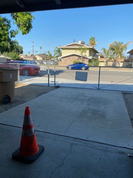 More Photos Of 506 Eye St, Bakersfield Warehouse For Sale
