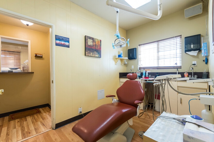 More Photos Of 3015 W 85th St, Inglewood Medical For Sale