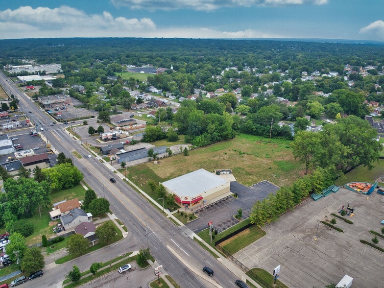 More Photos Of 1028 N Gettysburg Ave, Dayton Freestanding For Lease