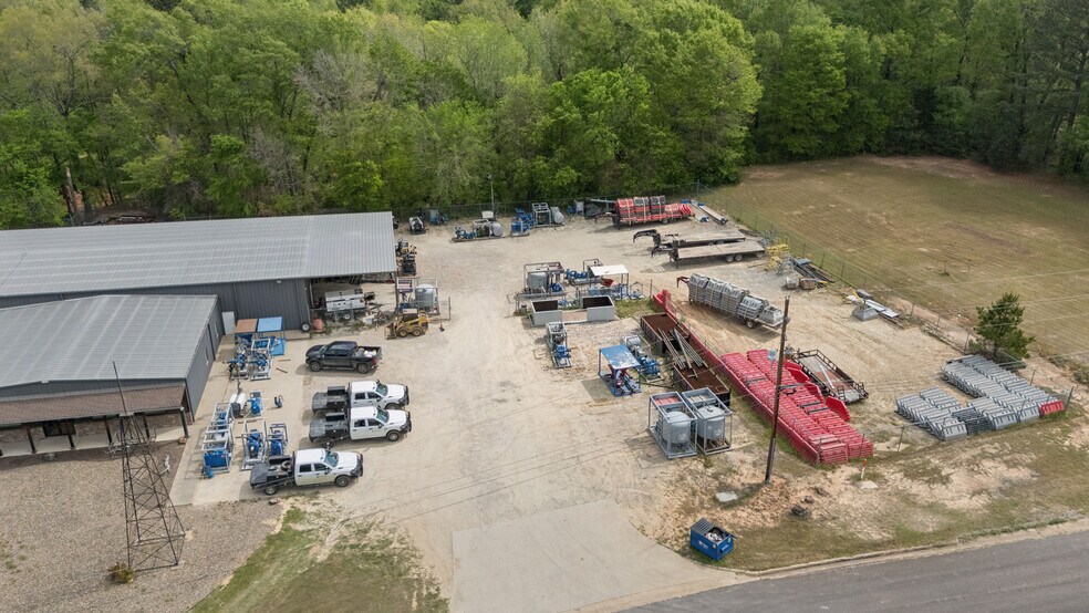 More Photos Of 1510 TX-135, Kilgore Warehouse For Sale