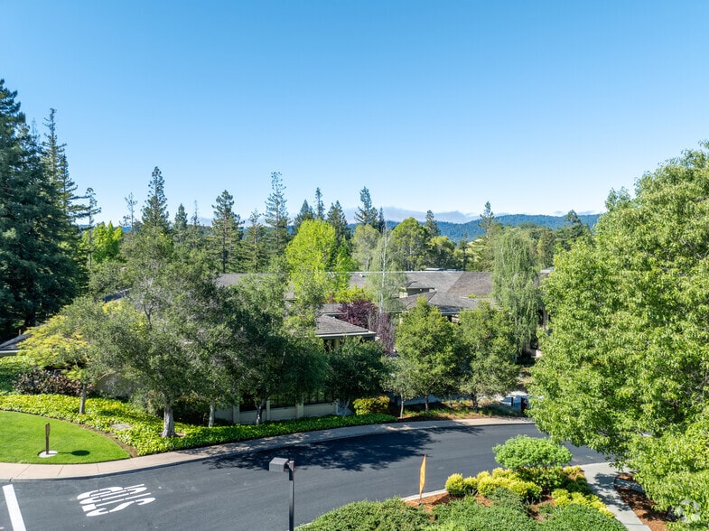 More Photos Of 3000 Sand Hill Rd, Menlo Park Office For Lease