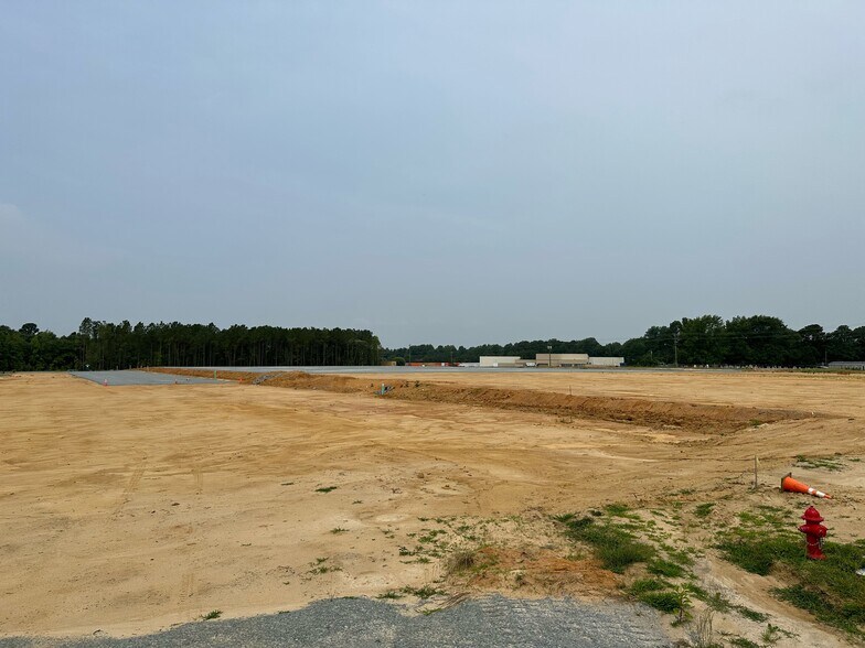 More Photos Of 1230 Chicopee Rd, Benson Distribution For Lease