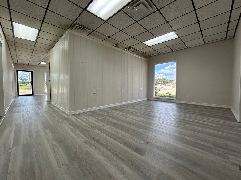 More Photos Of 440 S Hillcrest Dr, Sulphur Springs Medical For Sale