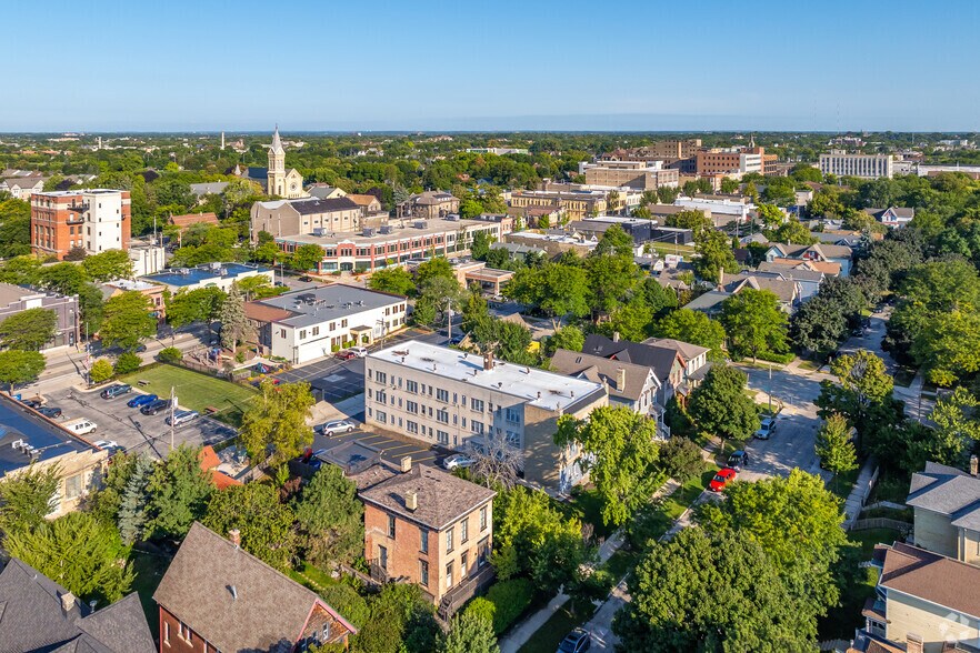 More Photos Of 1835 N 2nd St, Milwaukee Apartments For Sale
