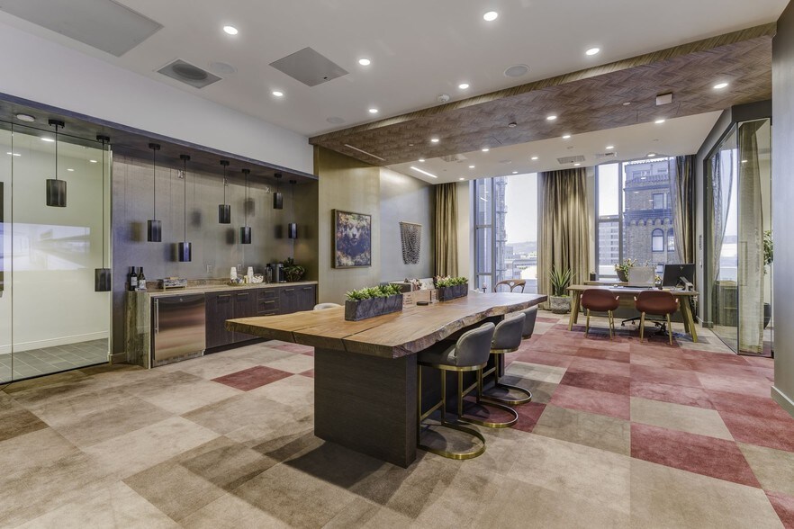 More Photos Of 1640 Broadway, Oakland Apartments For Lease