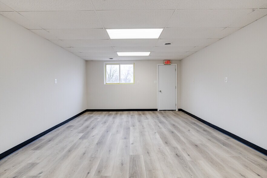 More Photos Of 6419 Harford Rd, Baltimore Office For Sale