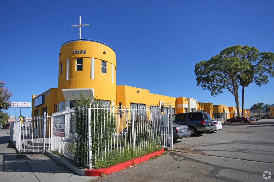 Primary Photo Of 15134 Valley Blvd, La Puente Unknown For Lease