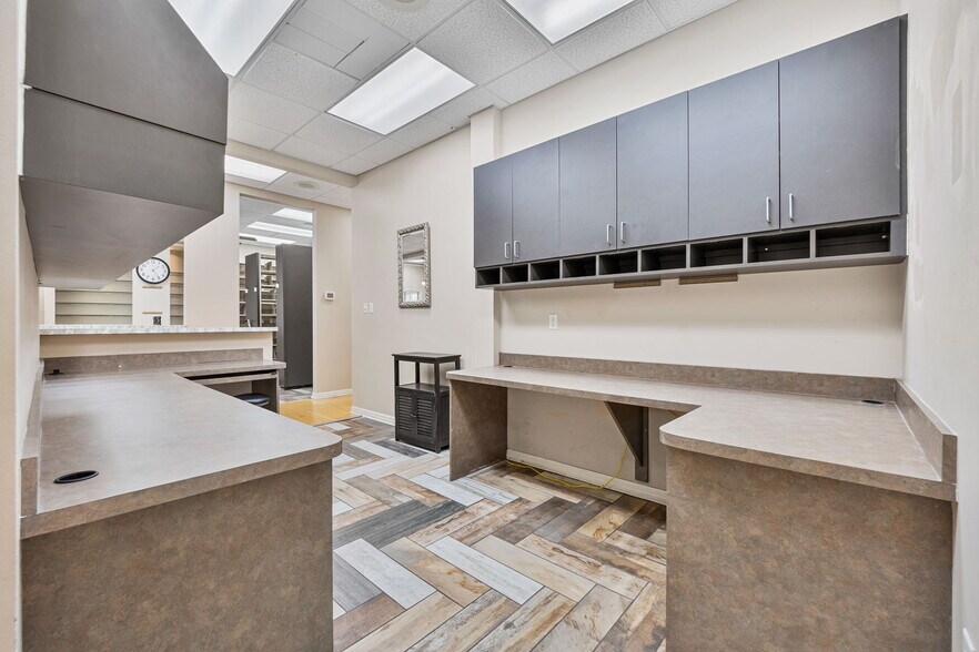 More Photos Of 14522 University Point Pl, Tampa Medical For Sale