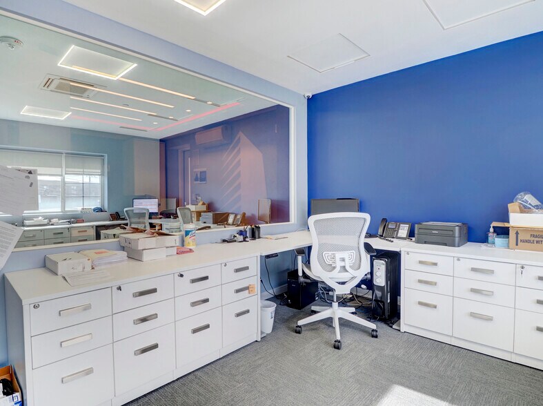 More Photos Of 158 Bergen Tpke, Ridgefield Park Medical For Lease