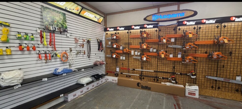 More Photos Of 821 N US Highway 17, Longwood Freestanding For Lease