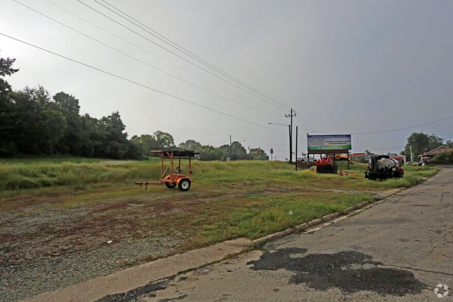 More Photos Of 613 S Madison Blvd, Roxboro Land For Sale
