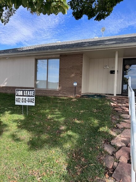 More Photos Of 10842-10854 John Galt Blvd, Omaha Office For Sale