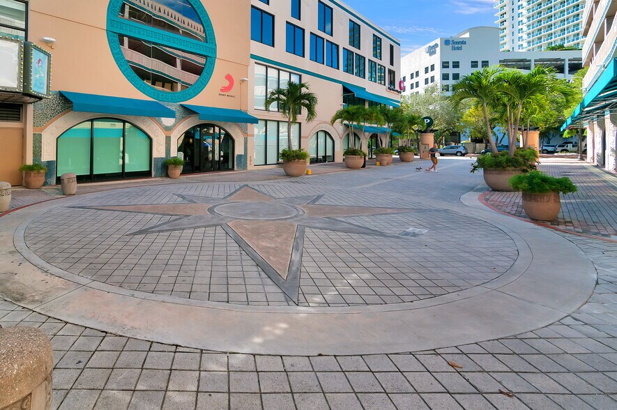 More Photos Of 2911 Grand Ave, Coconut Grove Office For Lease