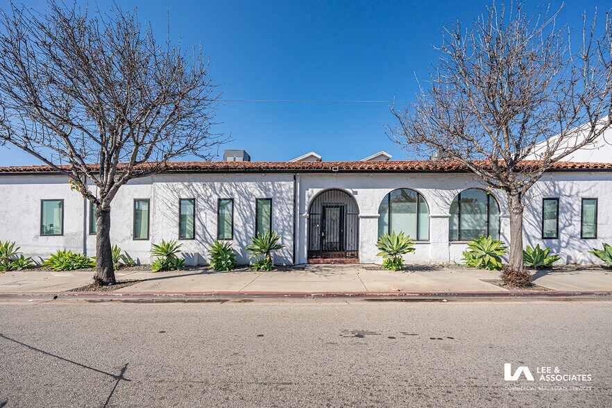 Primary Photo Of 3431 Cherry Ave, Long Beach Loft Creative Space For Lease