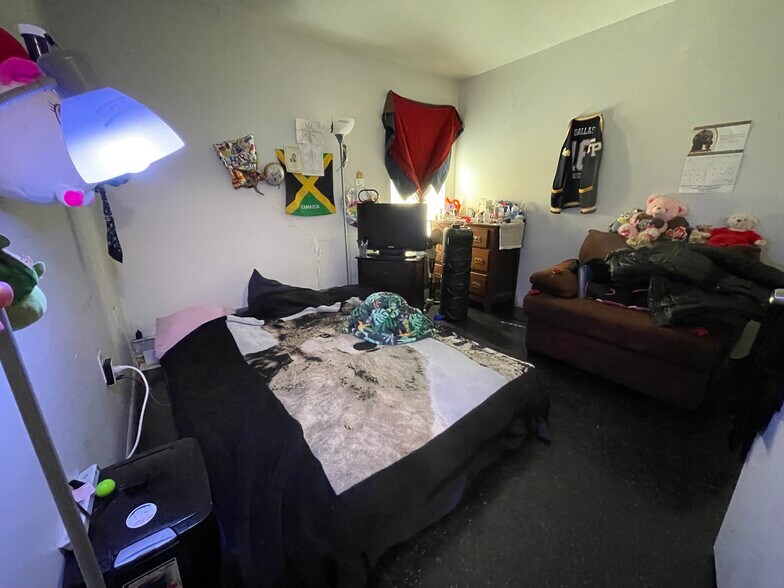 More Photos Of 714 Sycamore St, Camden Apartments For Sale