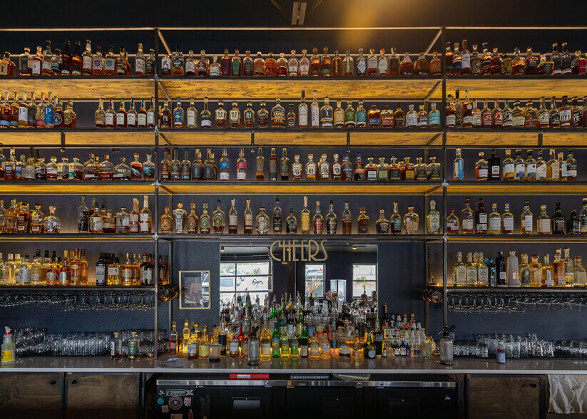 More Photos Of 2480-2490 N Powers Blvd, Colorado Springs Warehouse For Sale