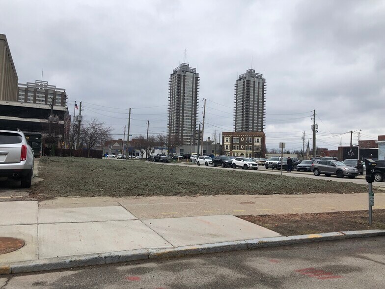 More Photos Of 701 N Pennsylvania St, Indianapolis Land For Sale