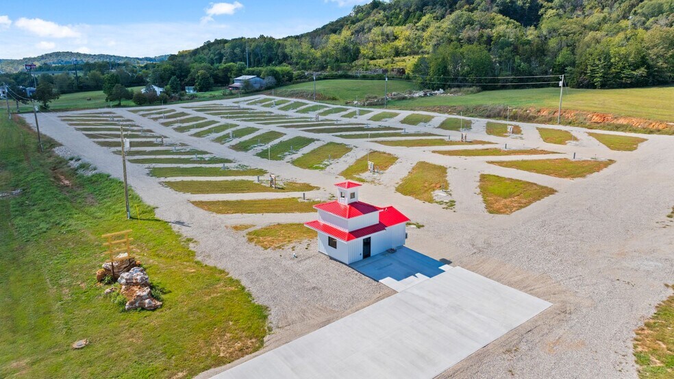 More Photos Of 610 Mammoth Cave St, Cave City Land For Sale