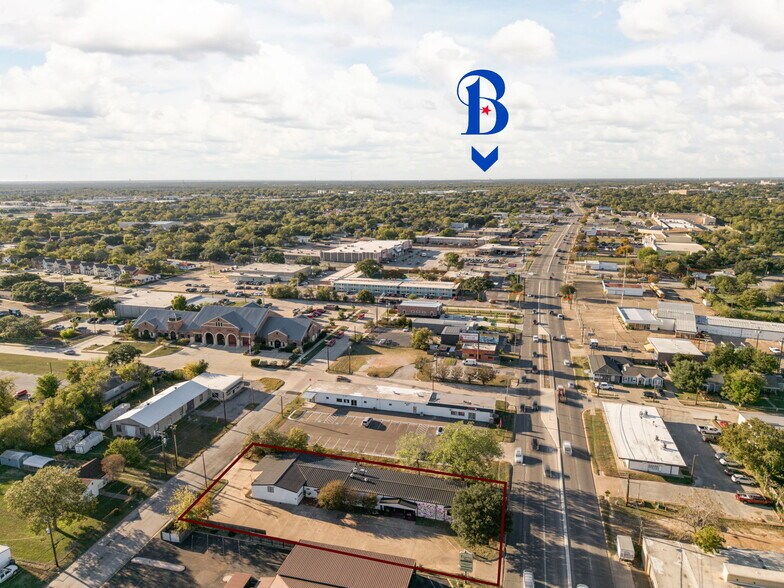 More Photos Of 2606 S Texas Ave, Bryan Restaurant For Sale