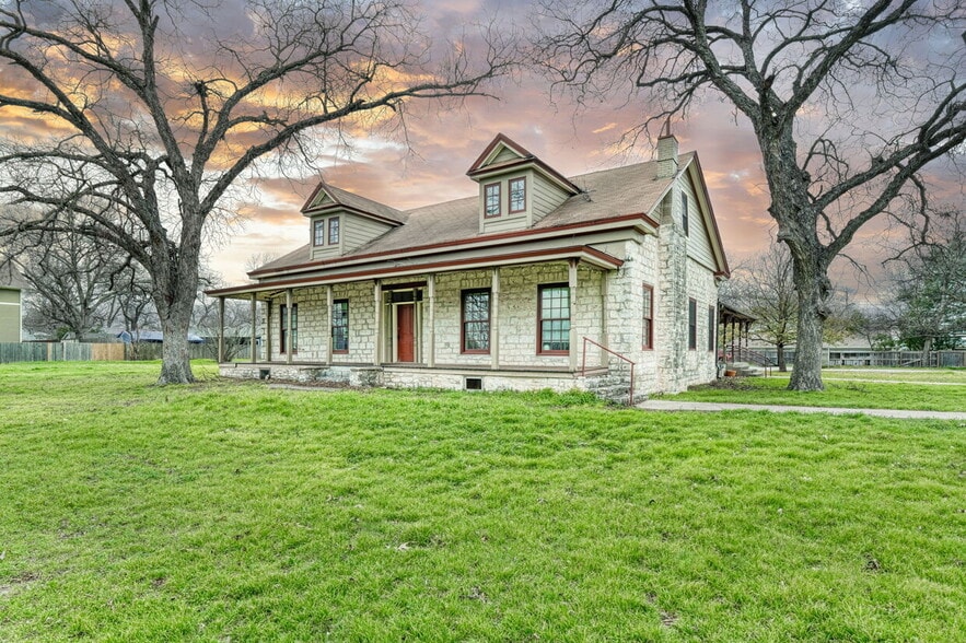 More Photos Of 4716 Bull Creek Rd, Austin Religious Facility For Sale