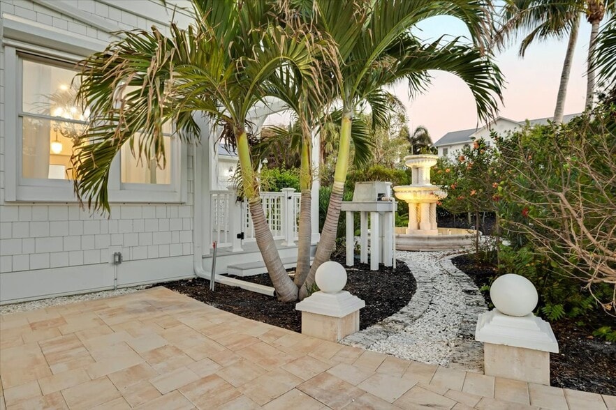 More Photos Of 8241 Main St, Bokeelia General Retail For Sale
