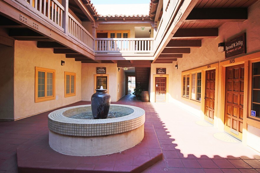More Photos Of 630 Alta Vista Dr, Vista Medical For Sale
