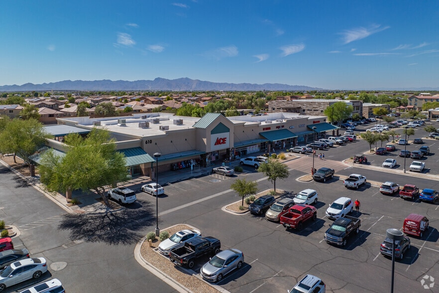 More Photos Of 610-650 N Estrella Pky, Goodyear Freestanding For Lease