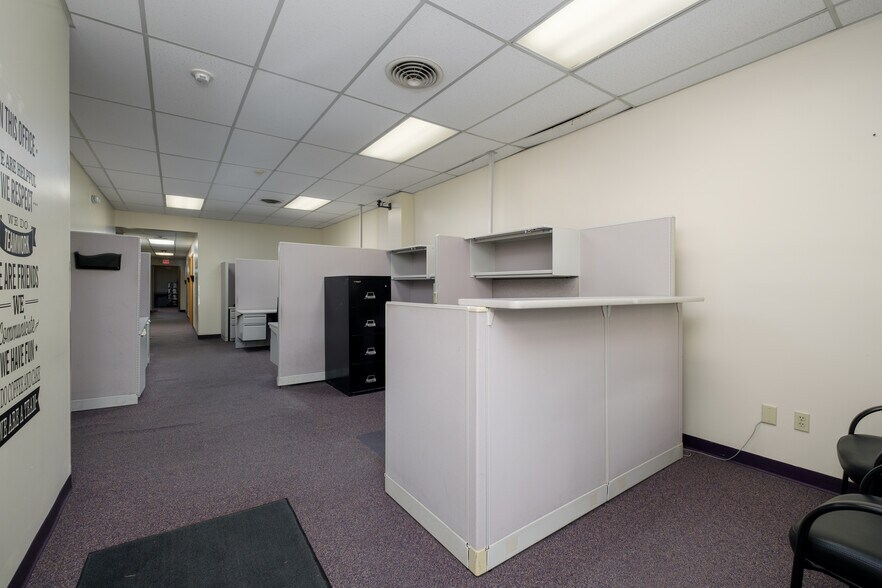 More Photos Of 87 Olive St, Gallipolis Medical For Sale