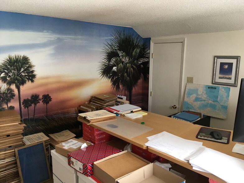 More Photos Of 635 E Bay St, Charleston Office Residential For Lease