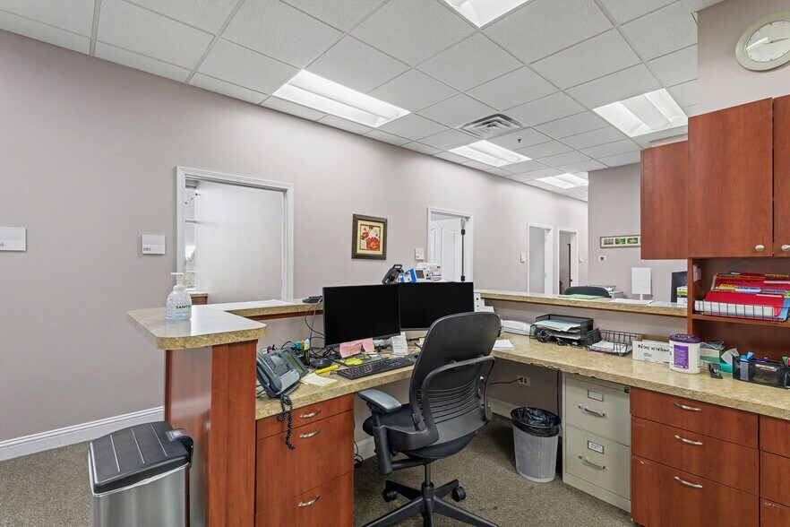 More Photos Of 900 Technology Way, Libertyville Medical For Sale