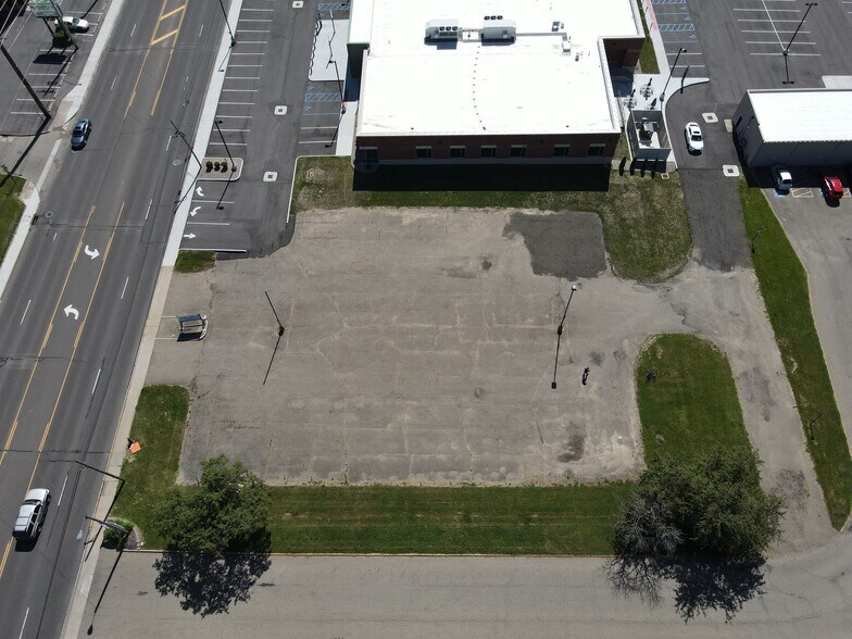 More Photos Of 630 30th St NW, Canton Land For Lease