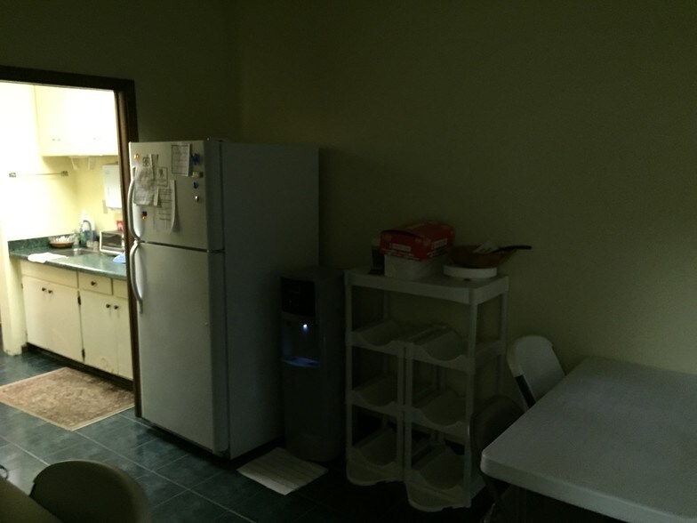 More Photos Of 2301 Park Ave, Orange Park Medical For Lease
