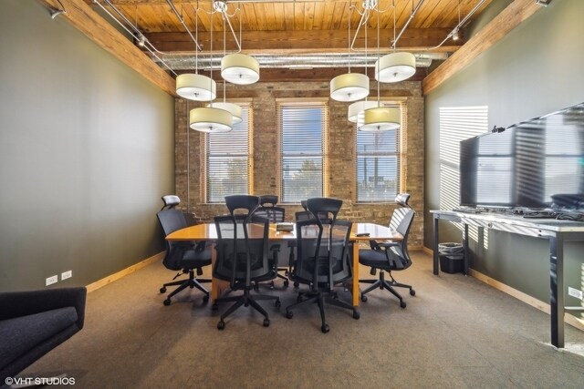 More Photos Of 1348 W Concord Pl, Chicago Office For Sale