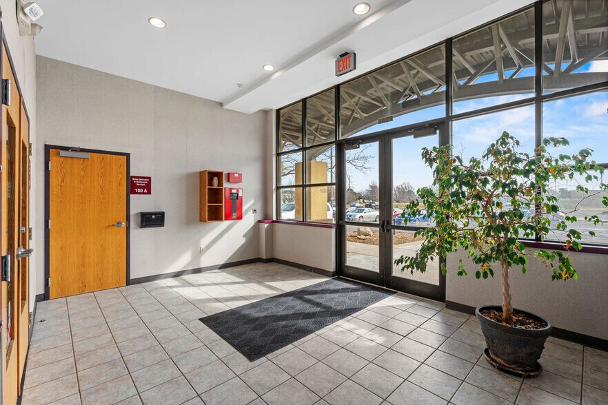 More Photos Of 7340 W 21st St N, Wichita Office For Lease