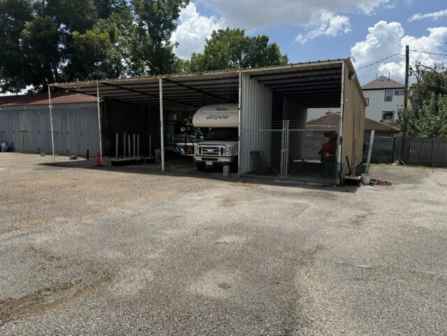 More Photos Of 9311 Hammerly Blvd, Houston Industrial For Sale