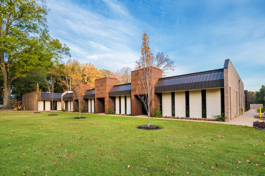 More Photos Of , Memphis Office For Sale