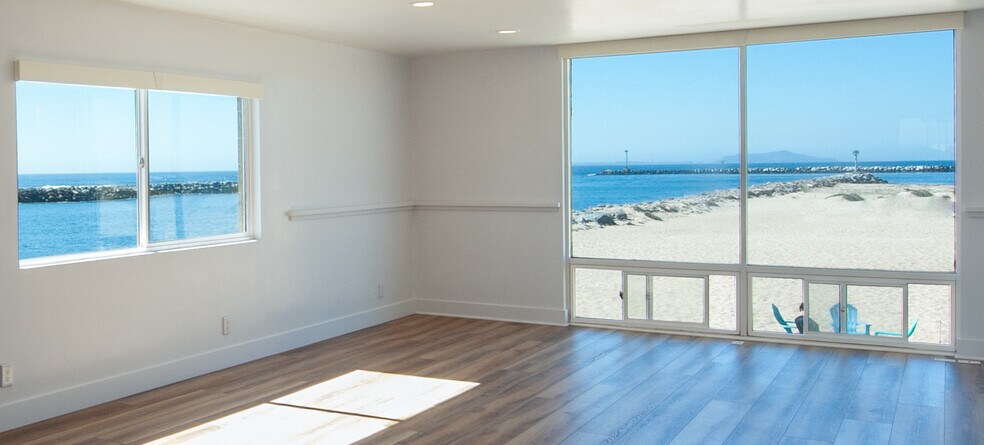 More Photos Of 2909 Ocean Dr, Oxnard Loft Creative Space For Lease