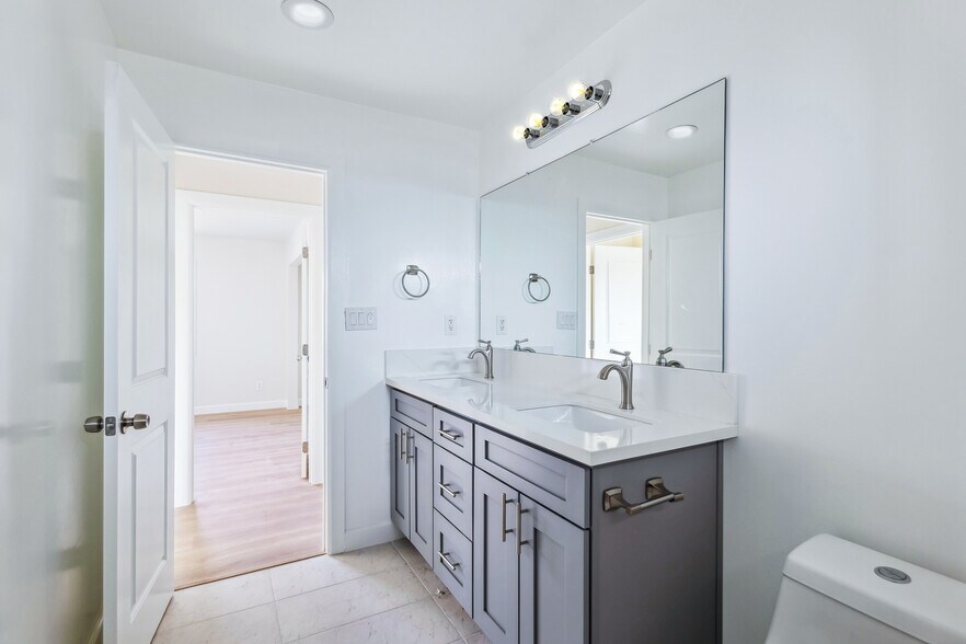 More Photos Of 1772 Rio Grande Rd, Bullhead City Multifamily For Sale