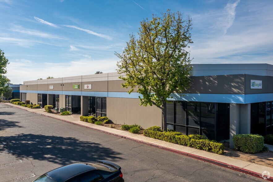 More Photos Of 1715 E Wilshire Ave, Santa Ana Flex For Sale