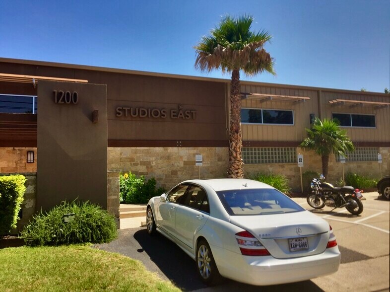 Primary Photo Of 1200 E 3rd St, Austin Loft Creative Space For Lease