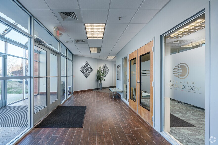 More Photos Of 500 Grove St, Haddon Heights Medical For Lease