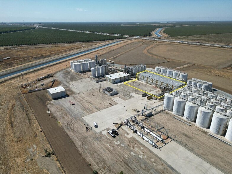 More Photos Of 31795 Whisler Rd, Mc Farland Manufacturing For Lease