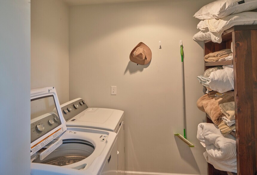 More Photos Of 328 W Front St, Berwick Restaurant For Sale