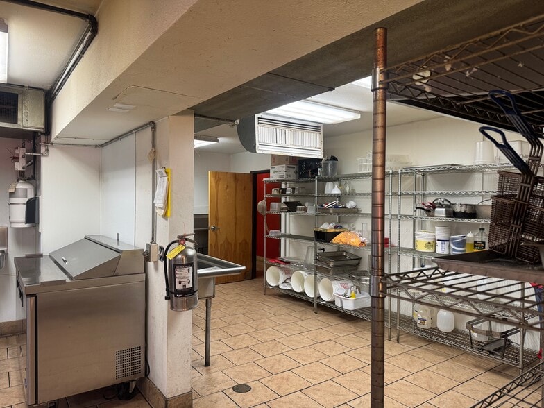 More Photos Of 455-475 I St, Arcata Storefront Retail Office For Lease