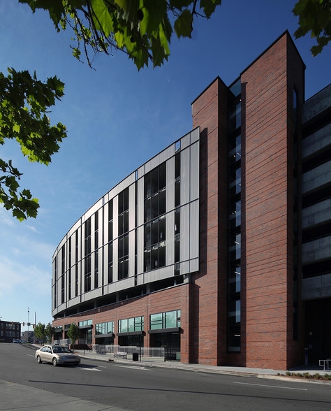 More Photos Of 105 W Morgan St, Durham Storefront Retail Office For Lease